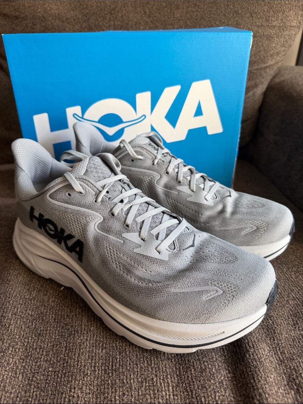 HOKA Clifton 10 ( WIDE Width )